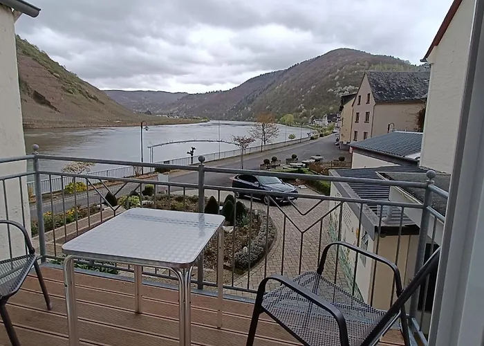Moselstrand Apartamento Briedern